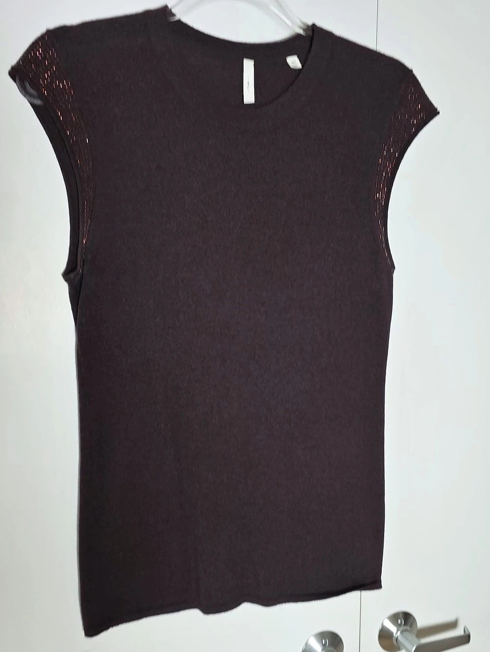 IISLI Cashmere Sleeveless Tee Size M